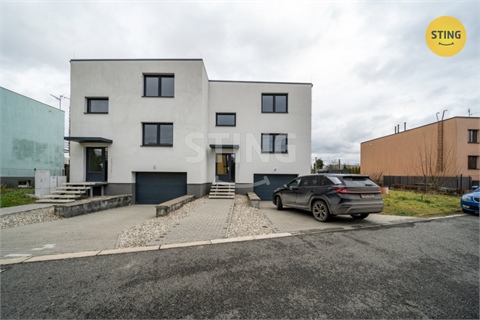 Prodej bytu 3kk, 81 m² 18