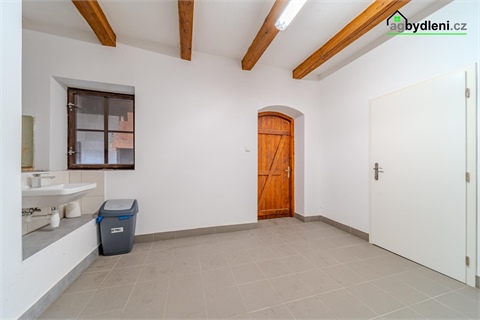 Prodej domu, 305 m² 18