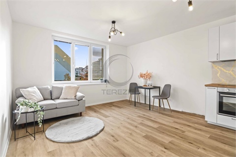 Prodej bytu 4kk, 105 m² - 12