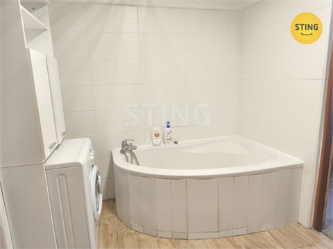 Prodej rodinného domu, 400 m² 14