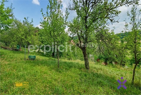 Prodej stavebního pozemku, 1 075 m² 14
