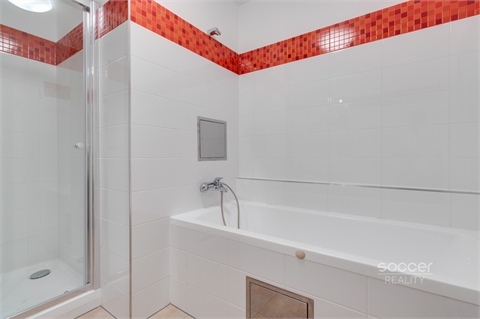 Pronájem bytu 3kk, 81 m² - 12