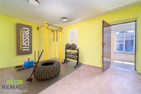 Prodej rodinného domu, 301 m² 18