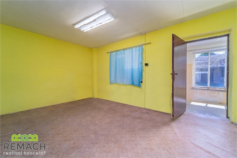 Prodej rodinného domu, 301 m² 24