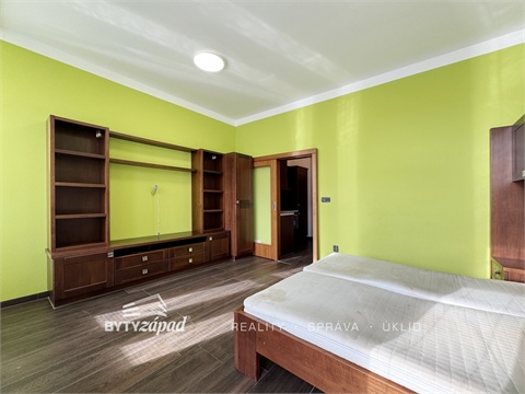 Pronájem bytu 1kk, 32 m² 10