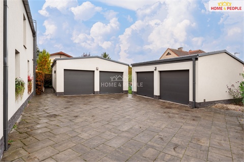 Prodej bytu 4kk, 125 m² - 22