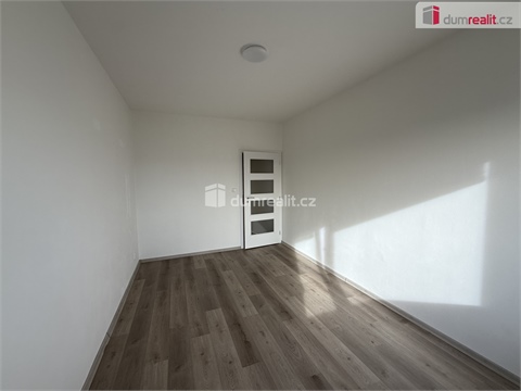 Pronájem bytu 2kk, 40 m² - 18