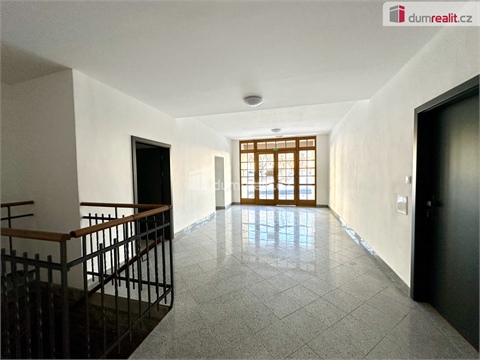 Prodej bytu 2kk, 56 m² 14