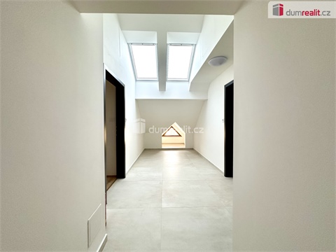 Prodej bytu 2kk, 56 m² 16