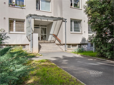 Pronájem bytu 2+1, 60 m² 24