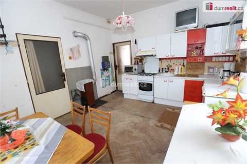 Prodej rodinného domu, 320 m² - 4