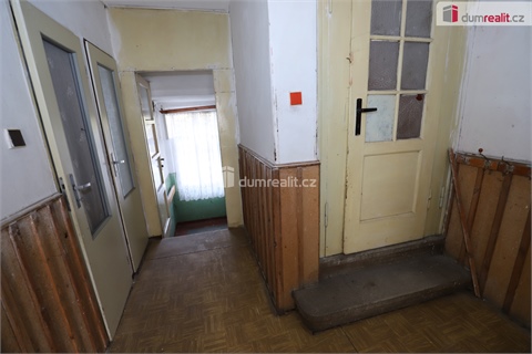 Prodej rodinného domu, 320 m² - 18