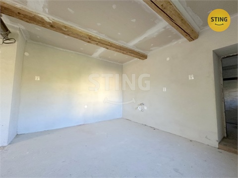 Prodej rodinného domu, 210 m² - 8