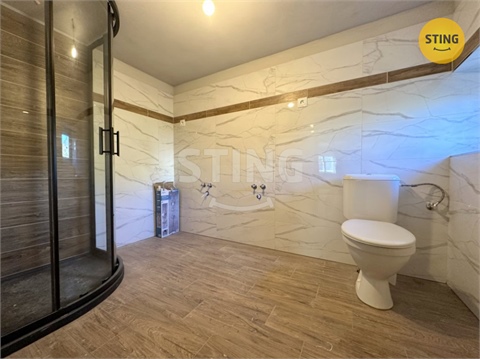 Prodej rodinného domu, 210 m² - 10