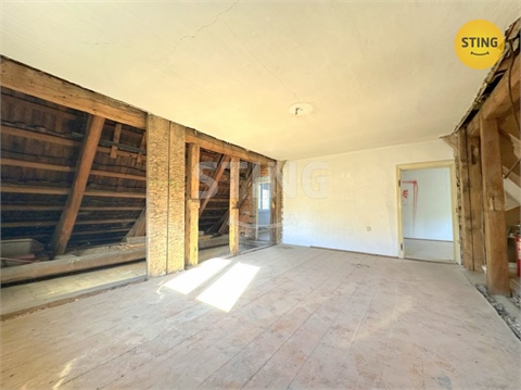 Prodej rodinného domu, 210 m² - 16