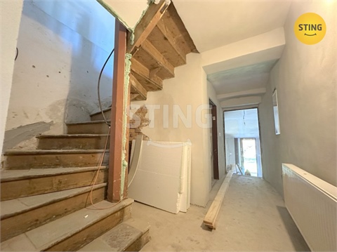 Prodej rodinného domu, 210 m² 14