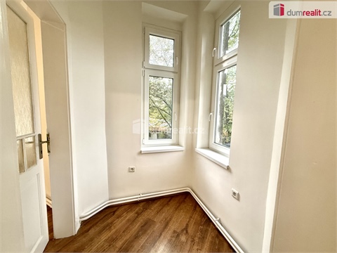 Pronájem bytu 3kk, 79 m² 24