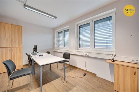 Pronájem skladu / haly, 1 982 m² 28