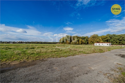 Prodej stavebního pozemku, 1 040 m² 8