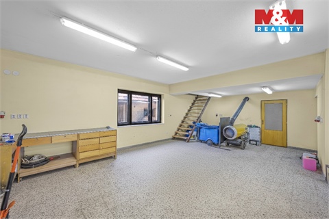 Prodej rodinného domu, 122 m² - 40