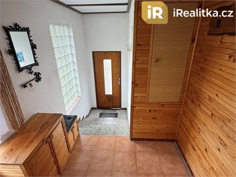 Prodej rodinného domu, 230 m² 14