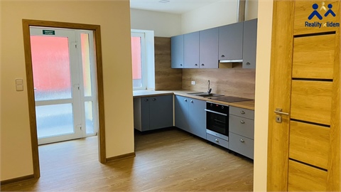 Pronájem bytu 3kk, 64 m² 0