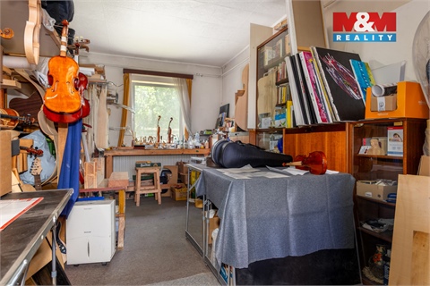 Prodej rodinného domu, 250 m² - 8