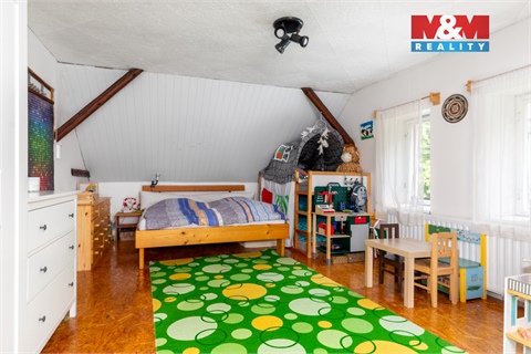 Prodej rodinného domu, 250 m² 18