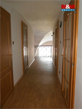 Prodej rodinného domu, 218 m² - 24