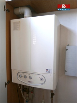 Prodej rodinného domu, 218 m² 24