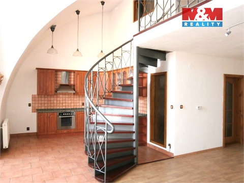 Prodej rodinného domu, 218 m² - 10