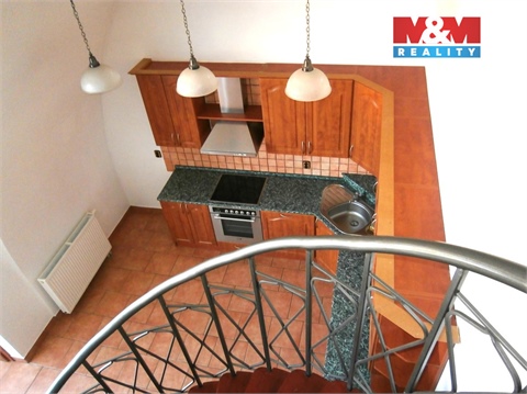 Prodej rodinného domu, 218 m² 16