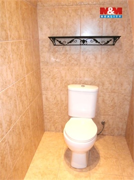 Prodej rodinného domu, 218 m² 26