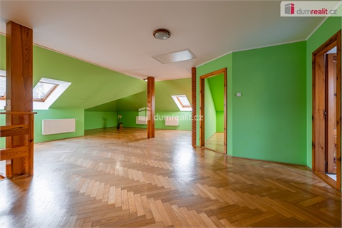 Prodej rodinného domu, 350 m² 22