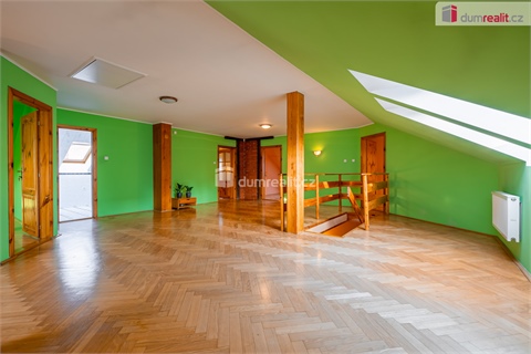 Prodej rodinného domu, 350 m² - 20