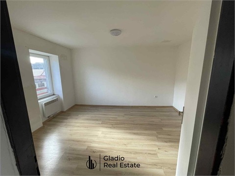 Prodej rodinného domu, 344 m² - 8