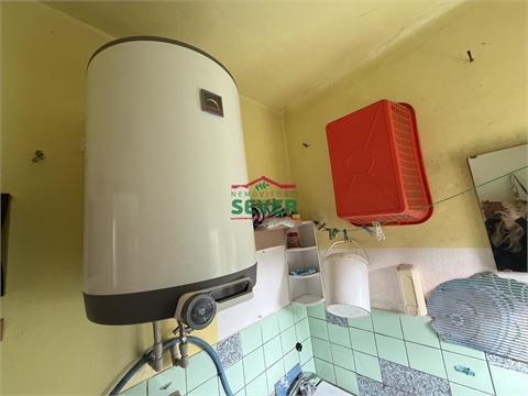 Prodej rodinného domu, 186 m² - 10