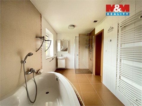 Prodej rodinného domu, 168 m² - 10