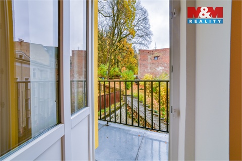 Pronájem bytu 3kk, 92 m² 10