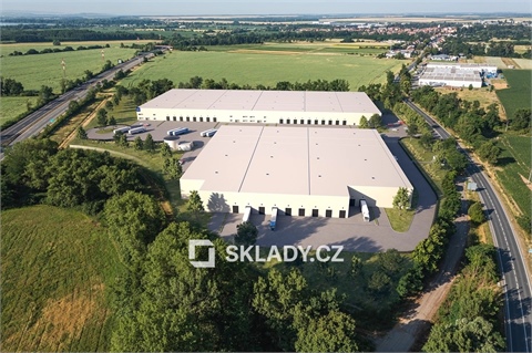 Pronájem skladu / haly, 1 943 m² 2