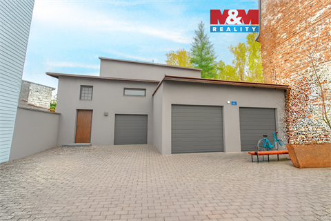 Prodej rodinného domu, 203 m² 0