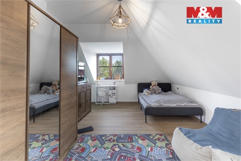 Prodej rodinného domu, 198 m² - 10