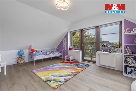 Prodej rodinného domu, 198 m² 12