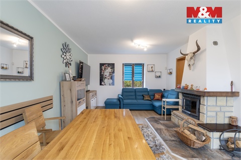 Prodej rodinného domu, 198 m² 2