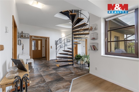 Prodej rodinného domu, 198 m² 6