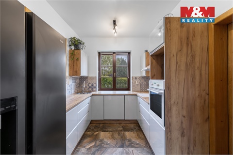 Prodej rodinného domu, 198 m² 8