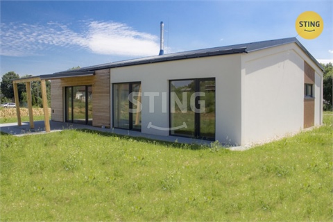 Pronájem rodinného domu, 130 m² 0