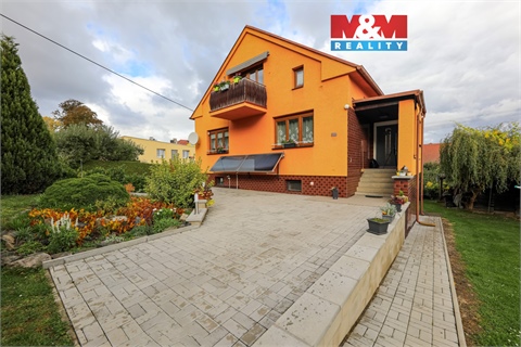 Prodej rodinného domu, 275 m² 0