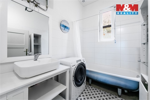 Prodej rodinného domu, 188 m² - 18