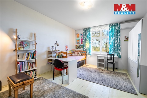 Prodej rodinného domu, 188 m² 2